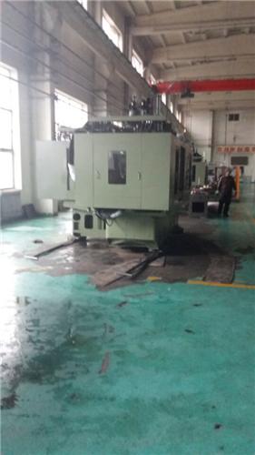 设备起重大型锅炉安装图片,设备起重大型加工中心图片,设备起重龙门铣图片-中科商务网-北京宏跃达大型搬运有限责任公司